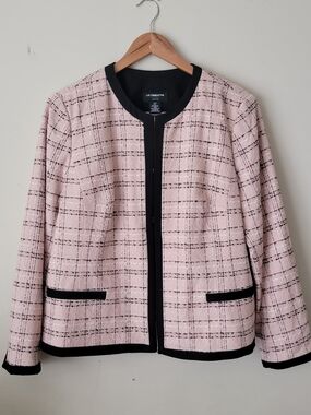 Liz Claiborne Blush Pink Tweed Collarless Jacket with Black Trim